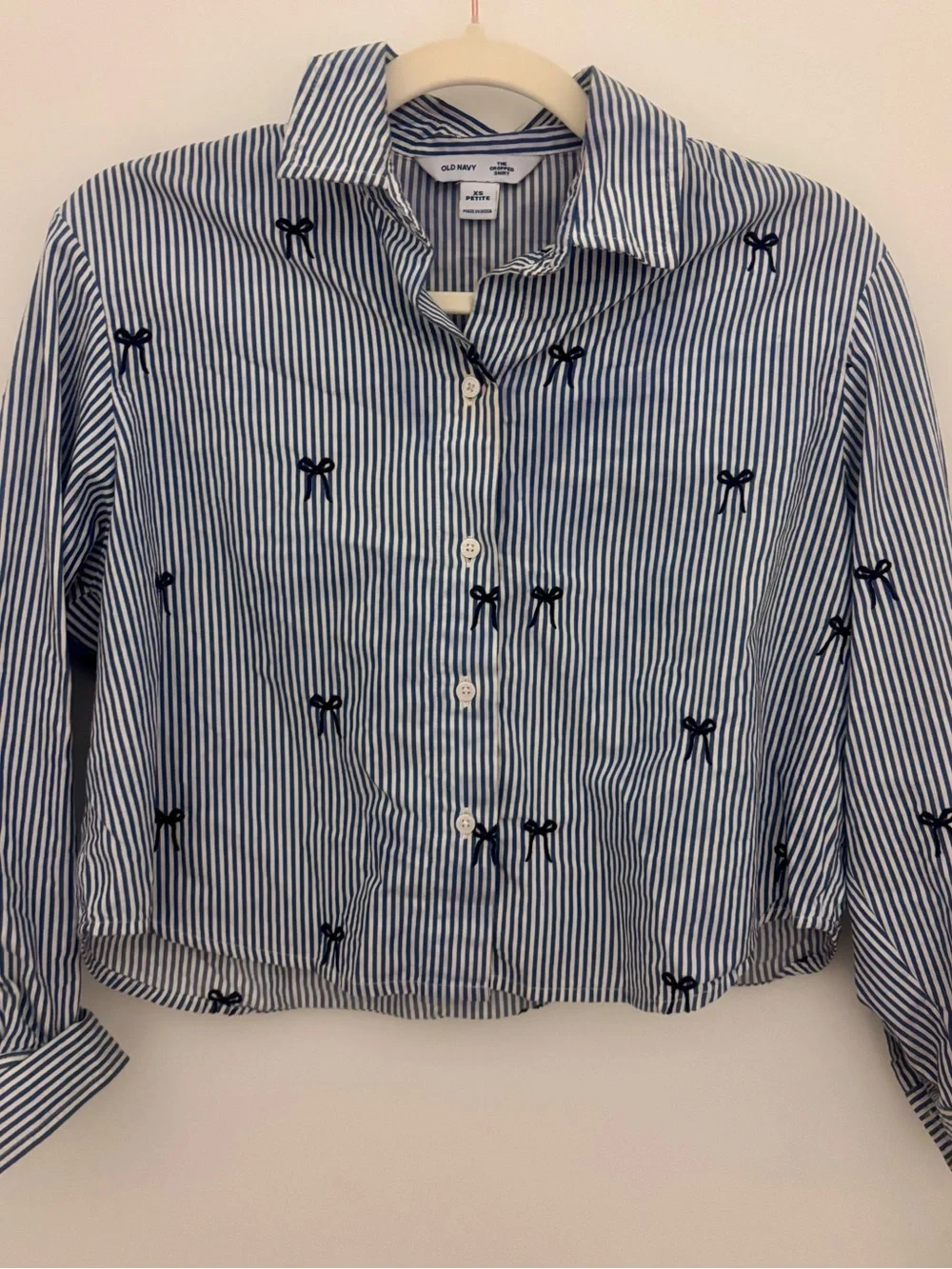 Old Navy Navy & White Striped Button-Down with Bow Embroidery
